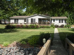 18225 Hideaway Rd, Charlotte, NC 28278