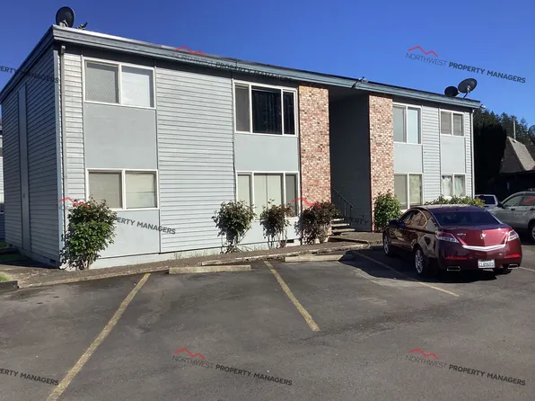 621 D St SW #A, Castle Rock, WA 98611