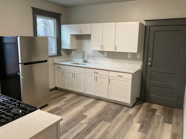 33 Franklin St Floor 2, Poughkeepsie, NY 12601