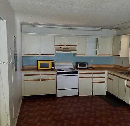 3rd image of 12018 Royal Palm Blvd #1-G