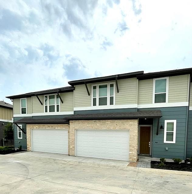 1st image of 1015 Vista View Dr #1401