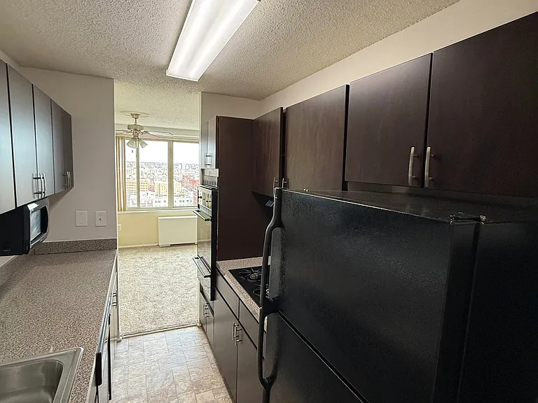 Horizon House — Photo 97