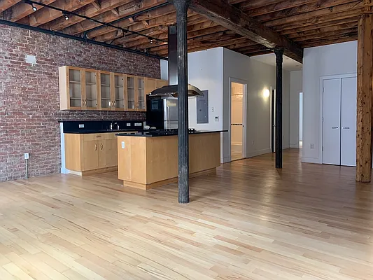 Rented by The Durst Organization | media 14