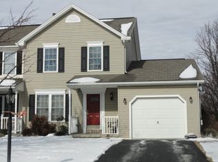 2 Fairfield Ln, Mechanicsburg, PA
