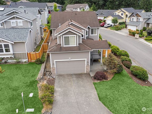 2nd image of 1308 199th Street SW