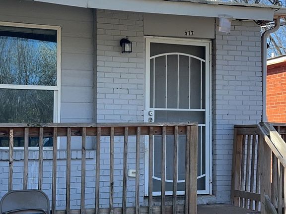 3rd image of 517 N Hawthorne St