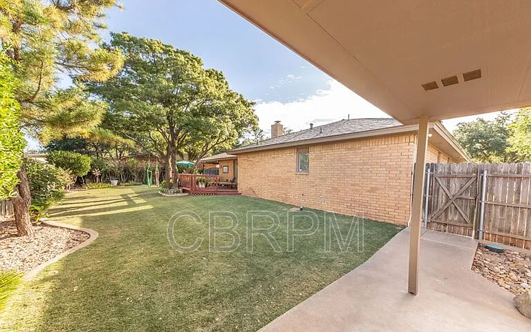 3620 93rd St — Photo 32