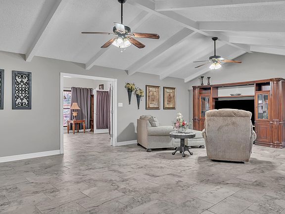 5th image of 530 E Bar K Ranch Rd