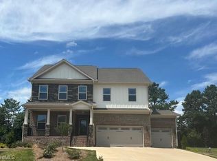 7892 Maple Pond Dr, Oak Ridge, NC 27310