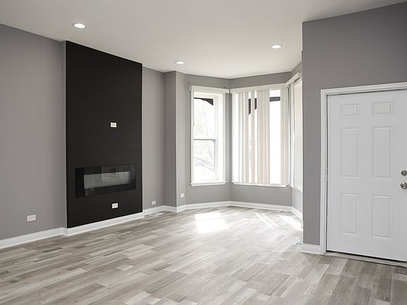 4th image of 1253 S Millard Ave
