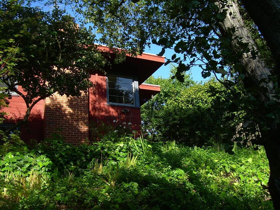 House Ext--Partial from Front