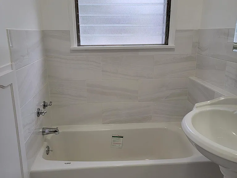 234 S Rexford Dr #2 — Photo 21