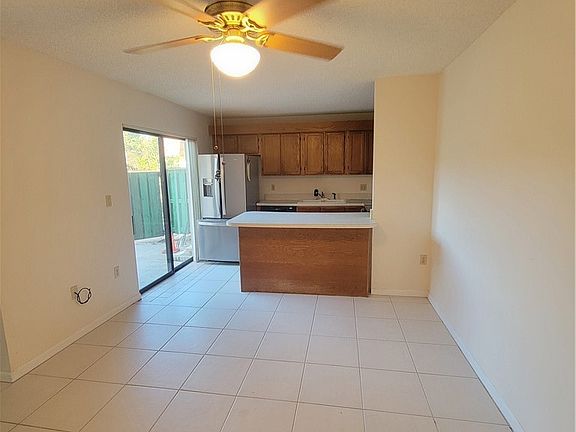 5th image of 5243 Cedarbend Dr APT 2