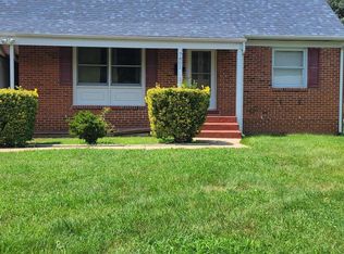 7802 King Ct, Manassas, VA 20109