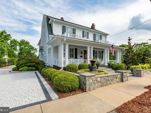 810 Hanover St, Fredericksburg, VA 22401