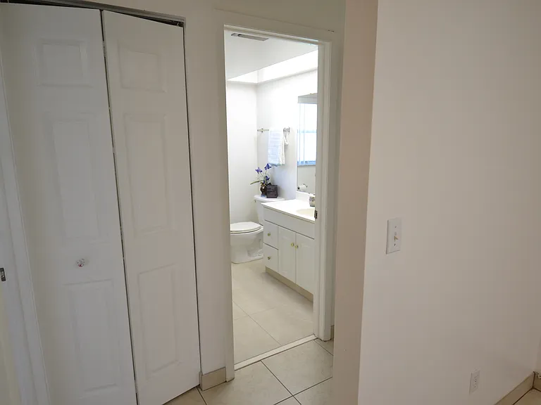 2357 White Oak Cir — Photo 23