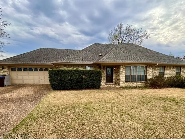9708 Jenny Lind Rd, Fort Smith, AR 72908