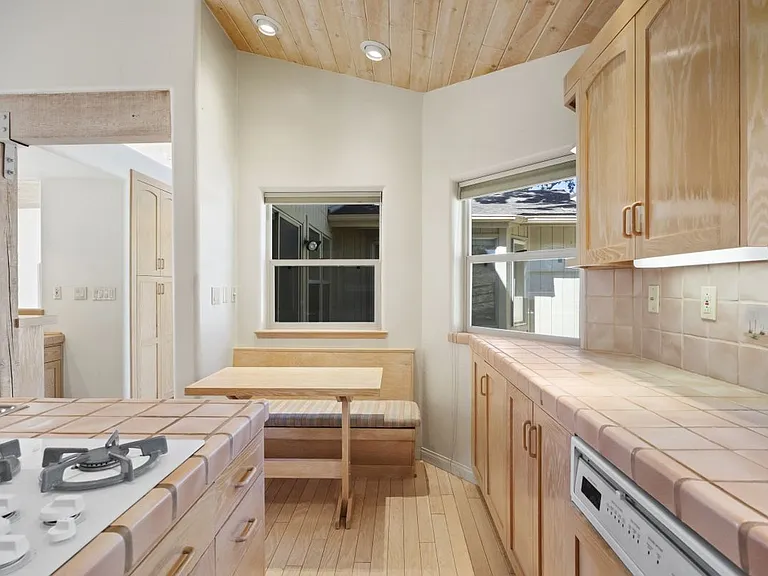 29861 Greenwater Dr — Photo 12