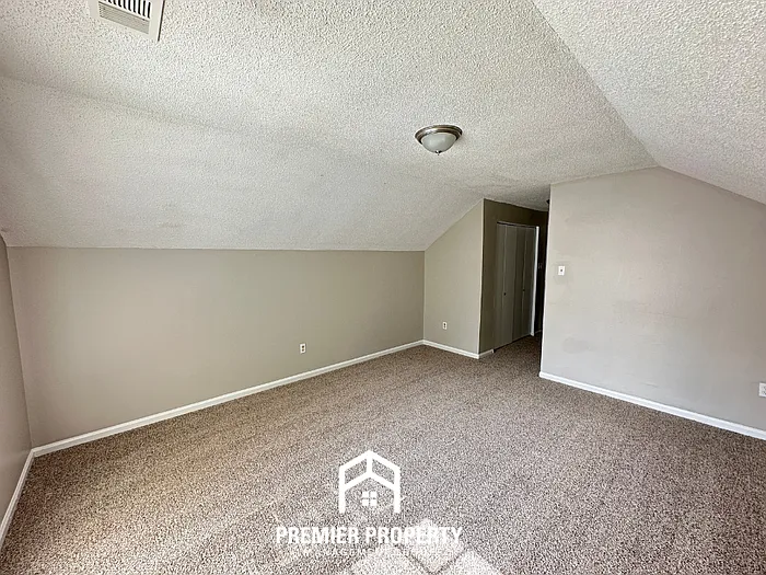 6167 Scarlet Leaf Dr — Photo 18