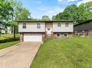 2009 Steven Dr, Cape Girardeau, MO 63701