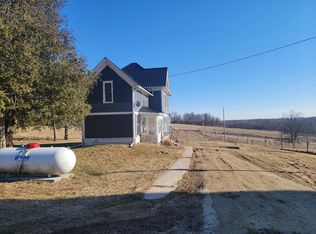 1880 360th St, Decorah, IA 52101