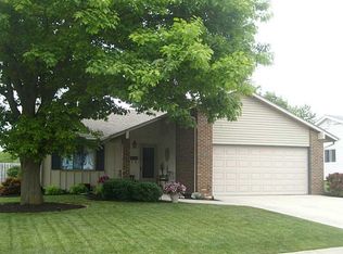 4 S Eastmoor Dr, New Bremen, OH 45869