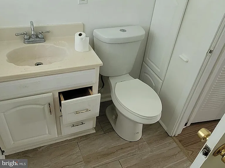 5 Pastoral Ln — Photo 7