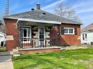 407 E 4th St, West Frankfort, IL 62896