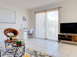 328 NW 12th Ave APT 8, Miami, FL 33128