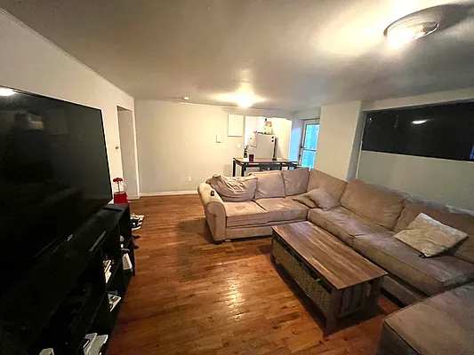 Rented by The Lichy Group, Inc. | media 12