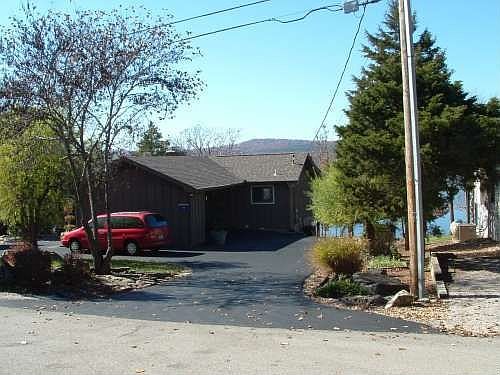 1st image of 77 S Caps Cove Ln