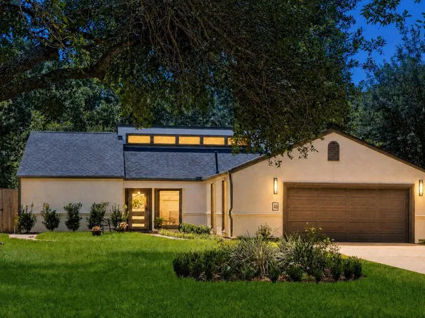 46 N Autumnwood Way, Spring, TX 77380