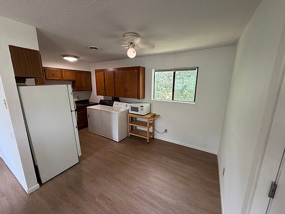 4th image of 108 N Spilman Ave
