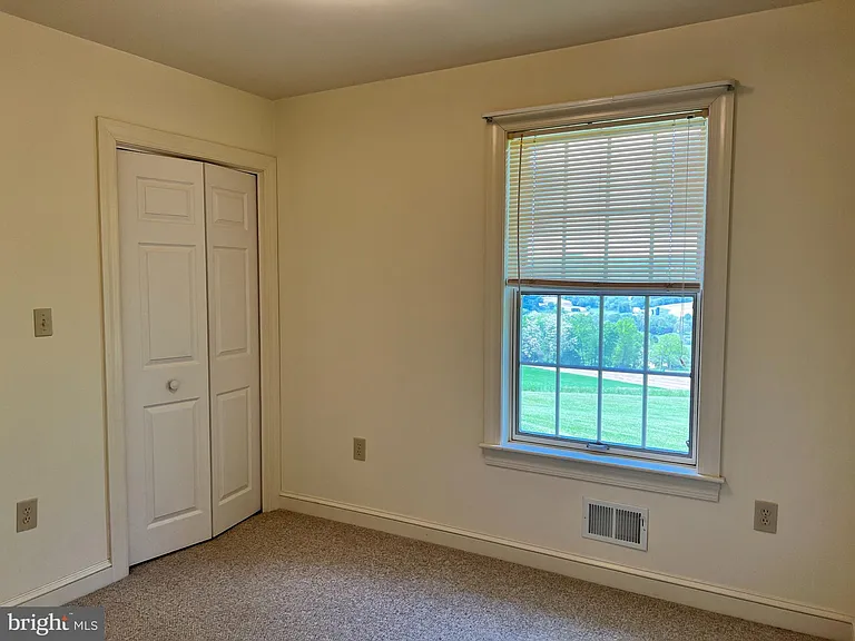 10319 Harmony Rd — Photo 16