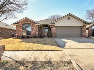 712 SW 153rd St, Oklahoma City, OK 73170