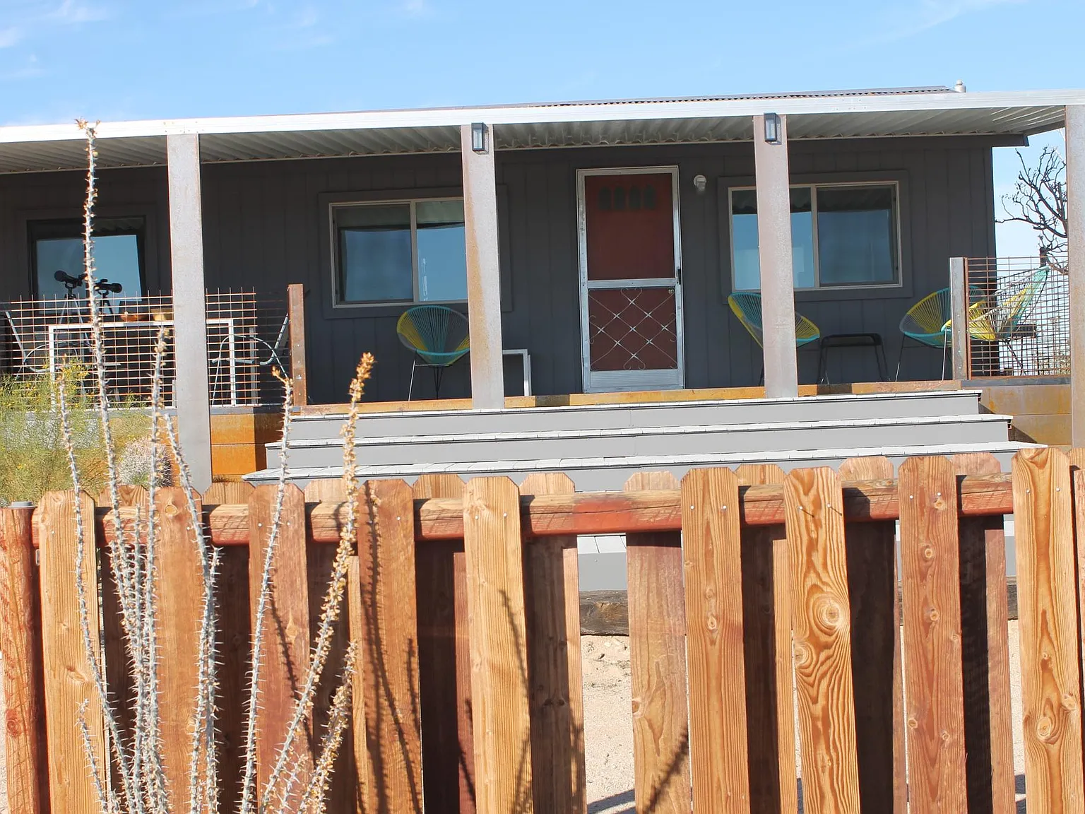 2083 Stonehill Ave — Photo 4