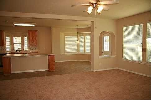 4th image of 21106 Autumn Crest Ln