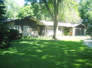 1830 Karen Cir, Sheboygan, WI 53083