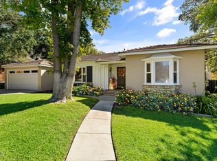 1990 Roosevelt Ave, Altadena, CA 91001