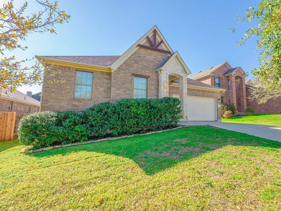 1st image of 513 Chaparral Dr
