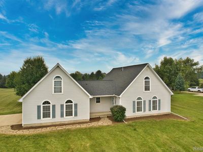 1014 Deer Vall, Manchester, MI, 48158