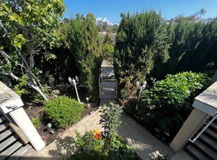 237 245 #1/2, Los Angeles, CA 90049
