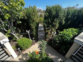 237 245, Los Angeles, CA