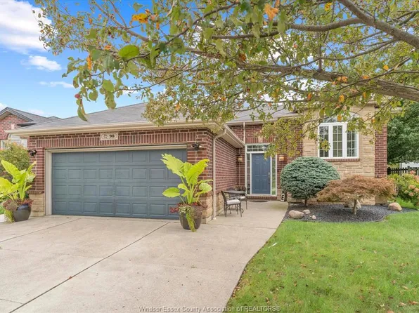 98 Hazel Cres, Kingsville, ON N9Y 0B2