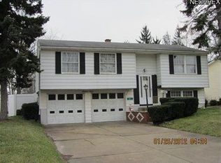 46 Summerberry Ln, Niles, OH