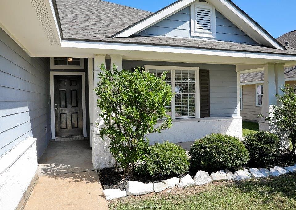 1st image of 2711 Lynnwood Ct