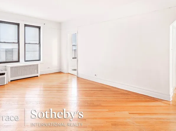 78-14 Austin Street image 3 of 15