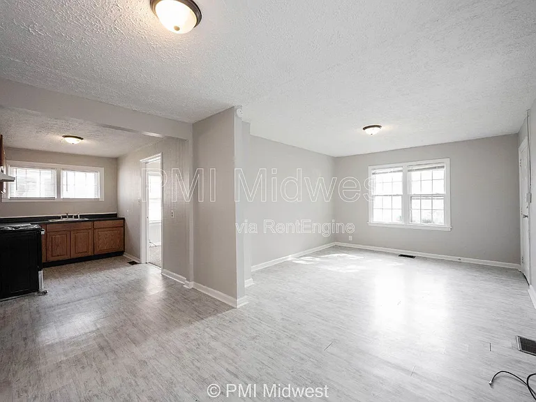 270 S Lasalle St — Photo 6