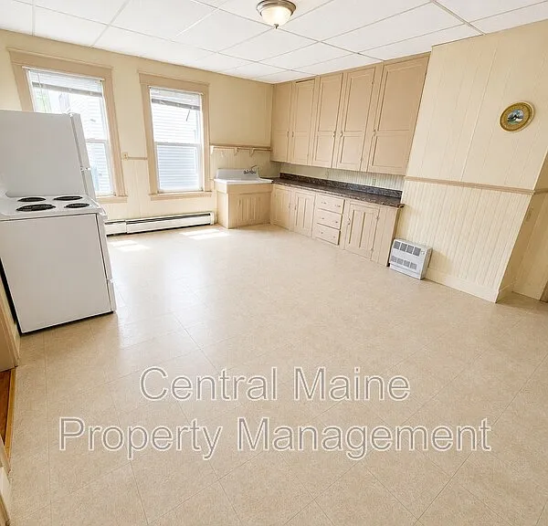 62 Howard St #1 — Photo 2