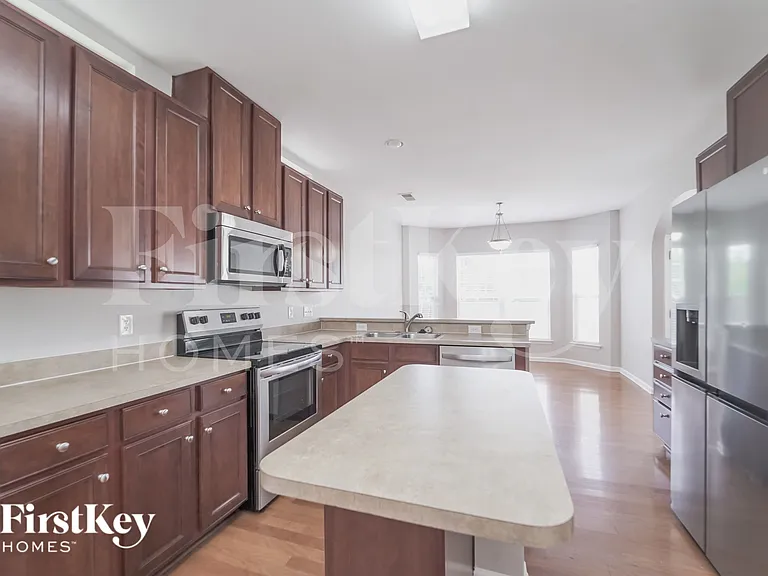9508 Long Hill Dr — Photo 6